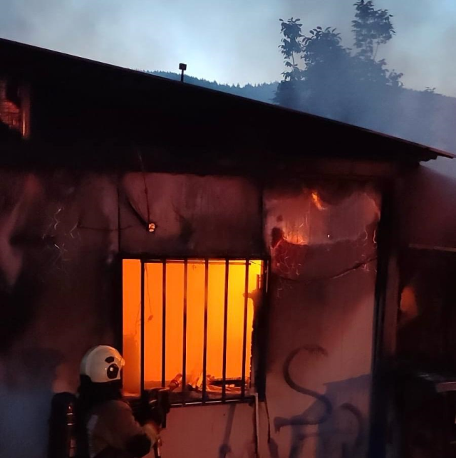 Kahramanmaraş’ta ev yangını: Ev kullanılamaz hale geldi
