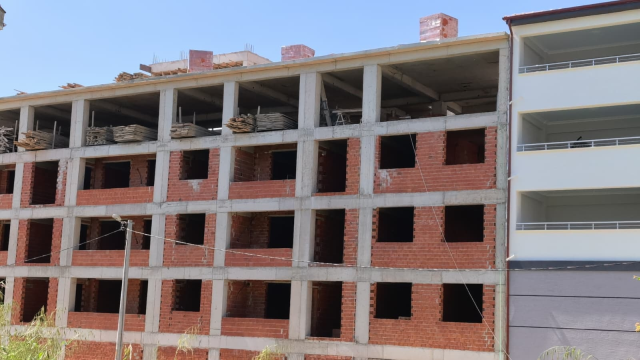 Kardeşiyle 30 yıl sonra aynı kaderi yaşayan duvar ustası, inşaattan düşüp öldü