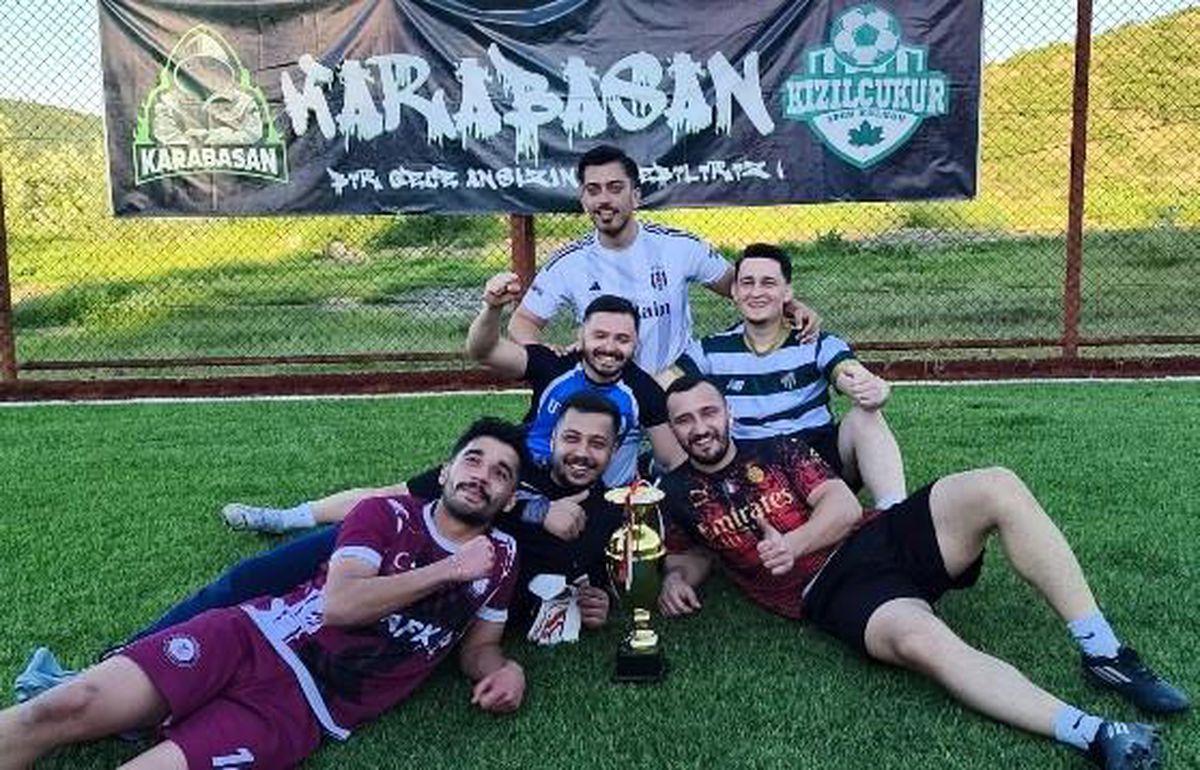 Kızılçukur\'da Kurban Bayramı Futbol Turnuvası