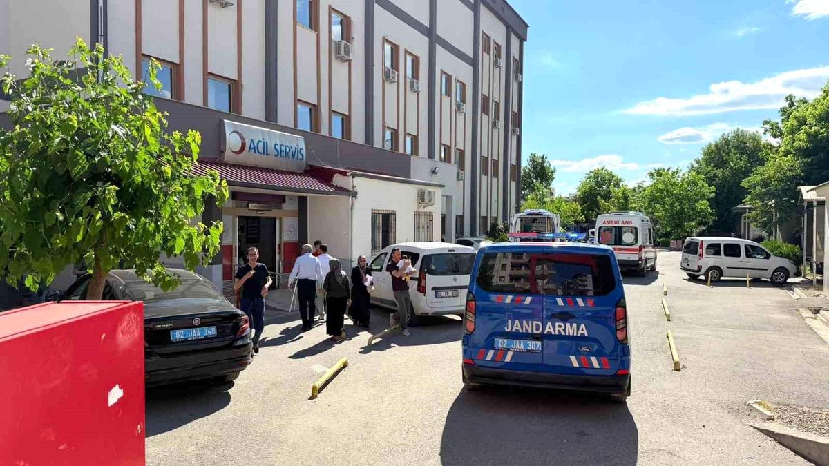 Kahta\'da Kuzen Tartışması Silahla Sonuçlandı