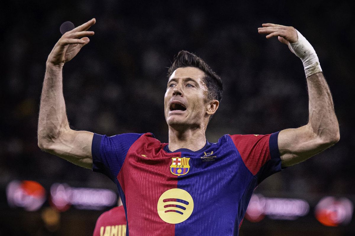 Lewandowski\'nin eşinden Fenerbahçelileri heyecanlandıran açıklama