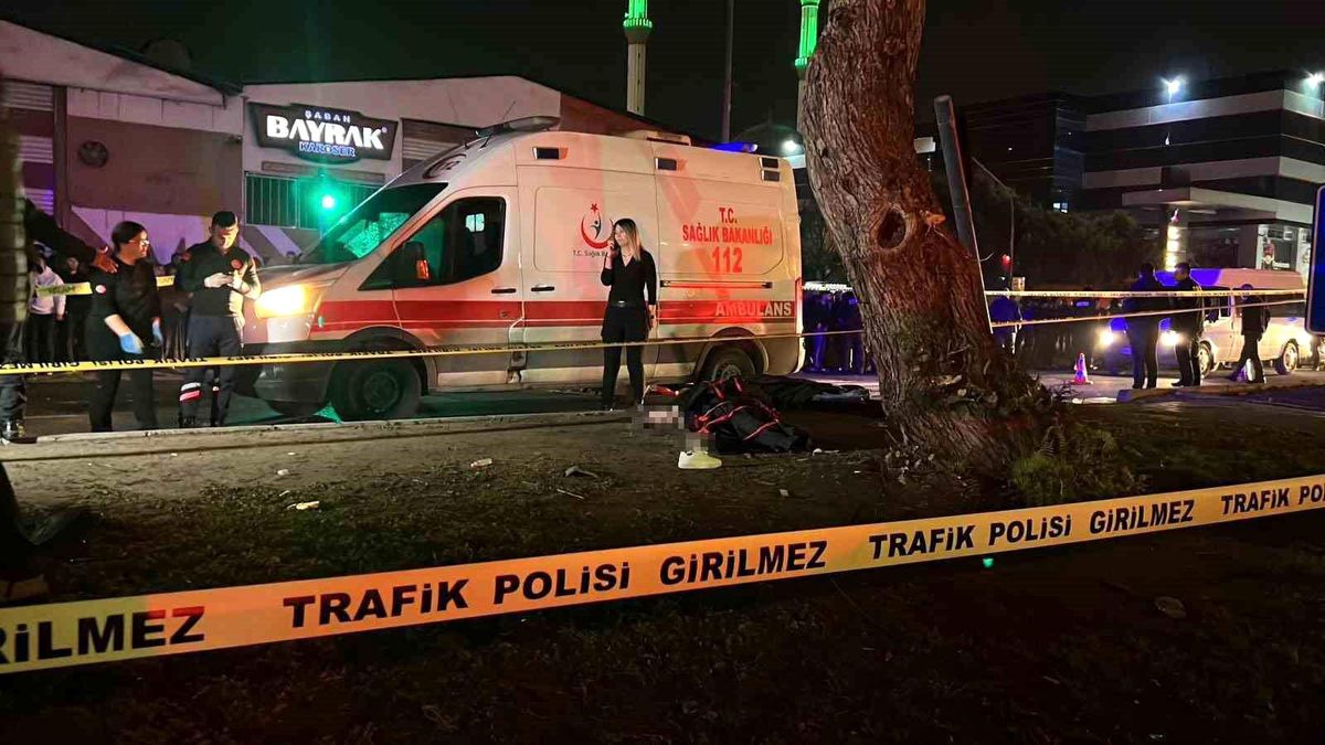Mersin\'de Trafik Kazası: 4 Ölü, 2 Yaralı