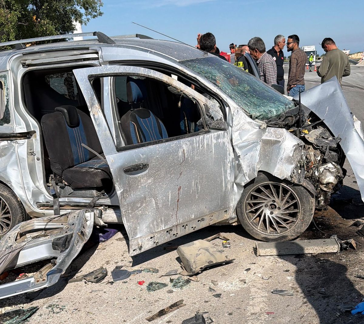 Erdemli\'de Trafik Kazası: 6 Yaralı
