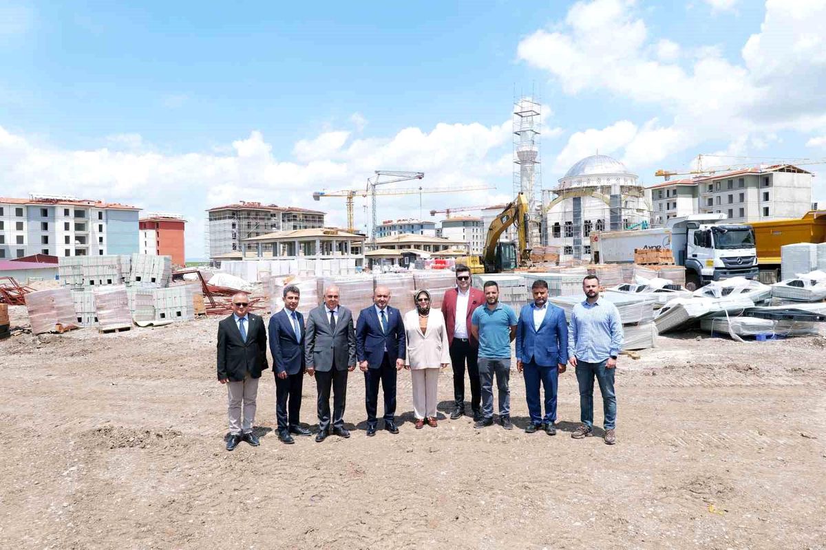 Eskişehir\'de TOKİ Projesi İncelemesi