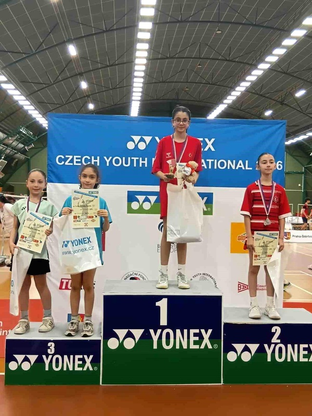 Kayserili Badmintoncuların Prag Başarısı