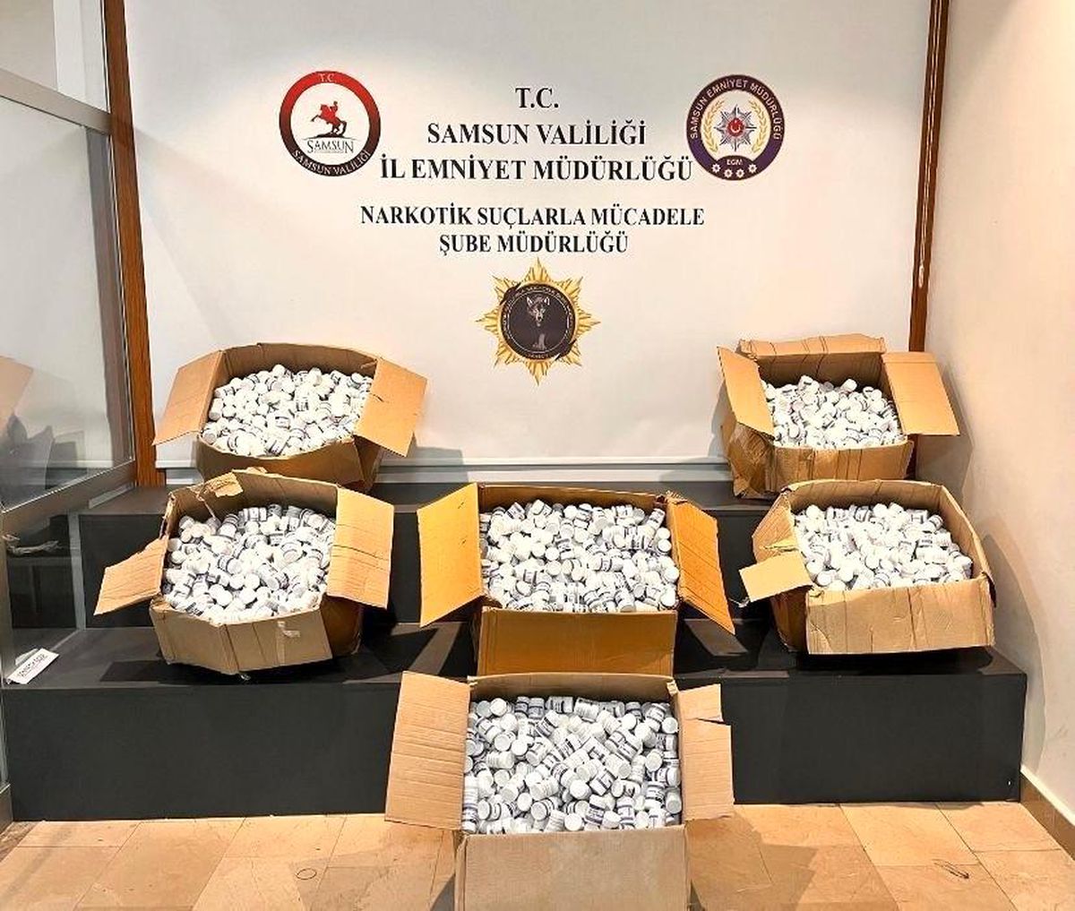 Samsun\'da 225 Bin Uyuşturucu Hap Ele Geçirildi