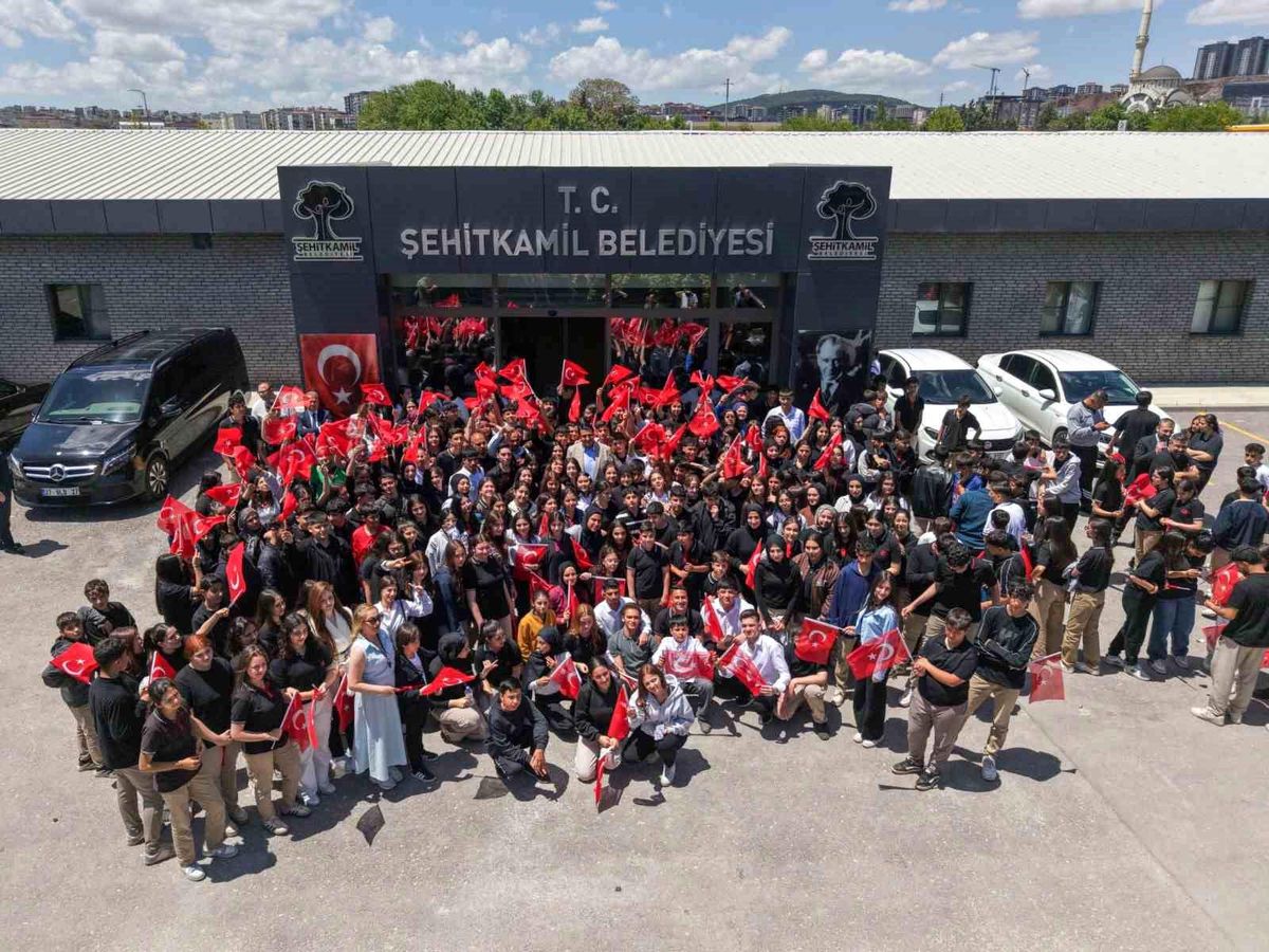 Başkan Yılmaz\'dan öğrencilere Ankara sözü tutuldu