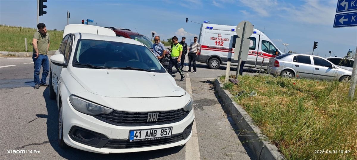 Tekirdağ\'da Trafik Kazası: 3 Yaralı