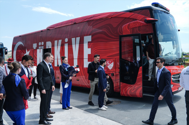 A Milli Takım ABD'ye gitti! Herkes aynı detaya takıldı
