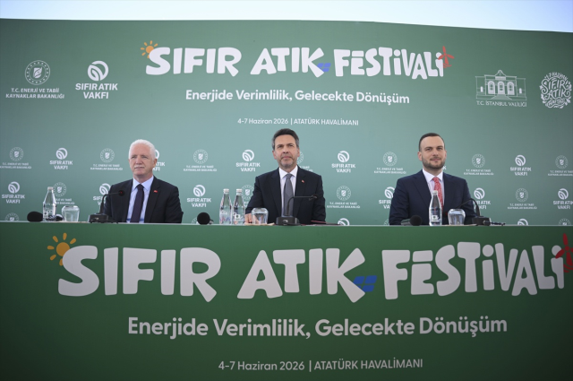 Bakan Bayraktar, Sıfır Atık Festivali'nde elektriğin yenilenebilir kaynaklardan sağlanacağını bildirdi