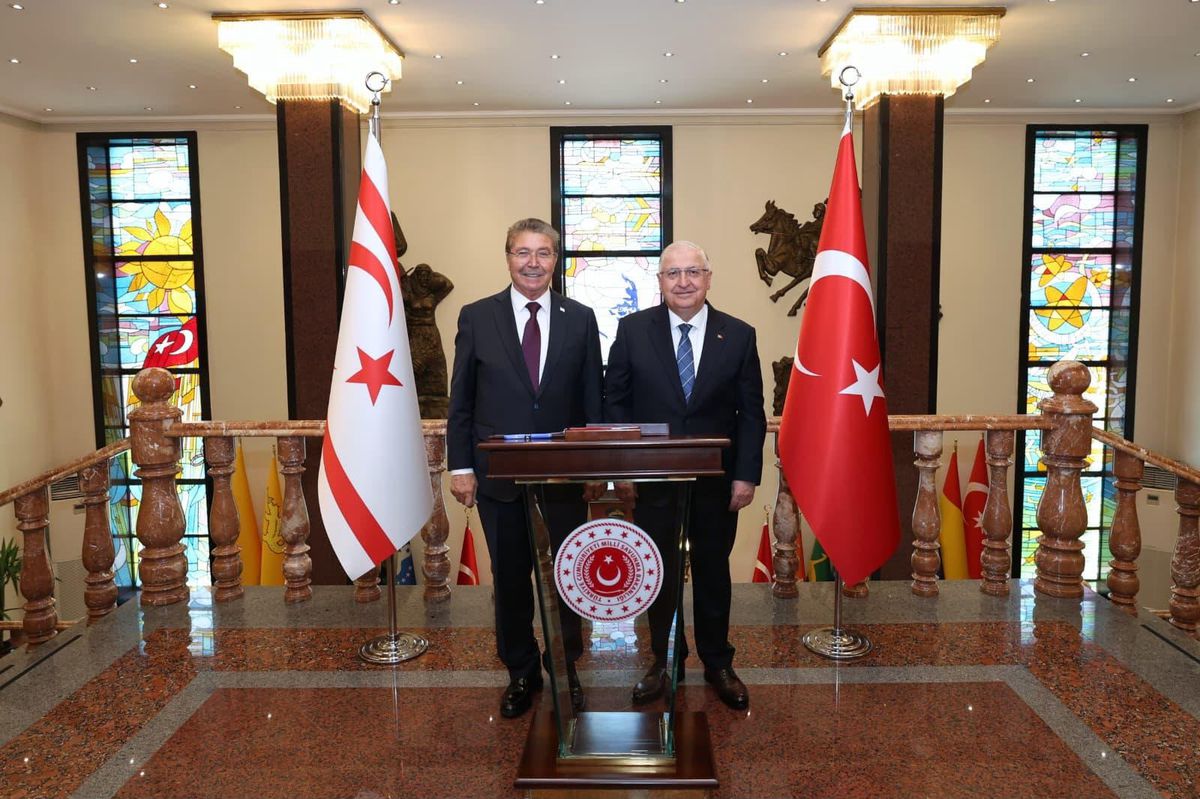 Bakan Güler KKTC Başbakanı ile Görüştü