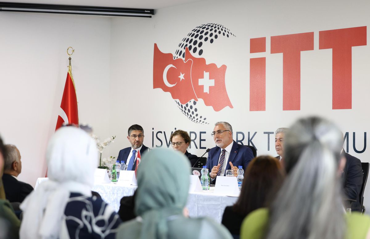Bakan Işıkhan\'dan İsviçre\'deki Türklere destek mesajı