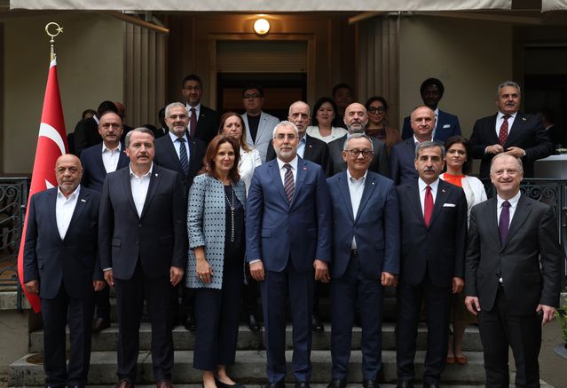 Bakan Işıkhan, Cenevre'de ILO Konferansı'na Katıldı