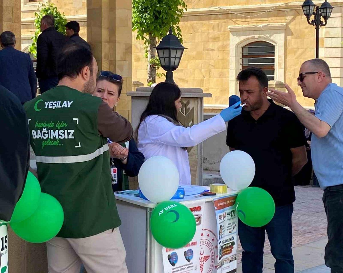 Dünya Tütünsüz Günü\'nde Farkındalık Etkinliği