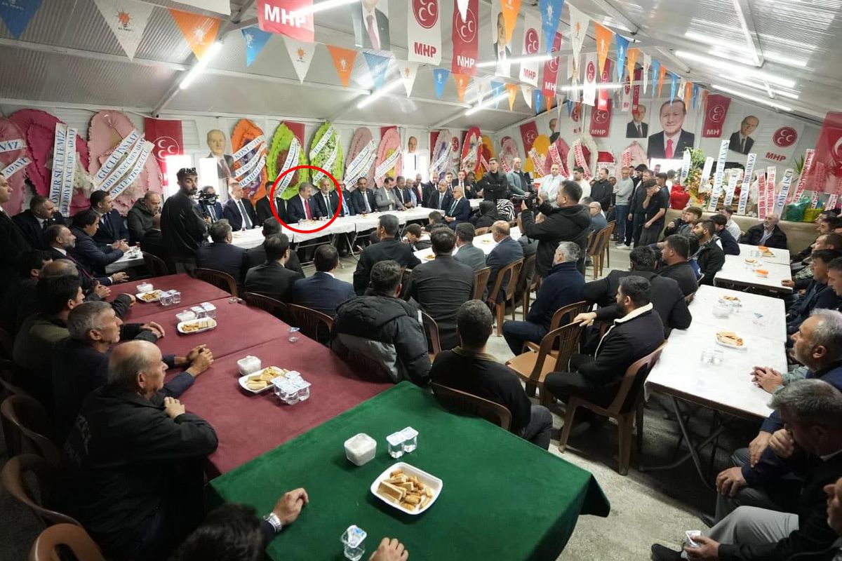 BBP lideri Mustafa Destici, MHP çadırını ziyareti etti