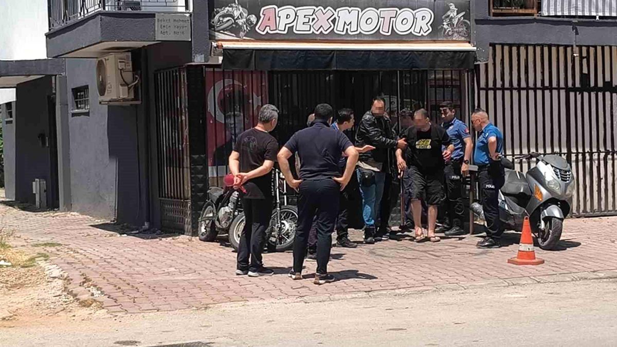 Antalya\'da İkna Edilen Şahıs Kendini Yakma Girişiminde Bulundu