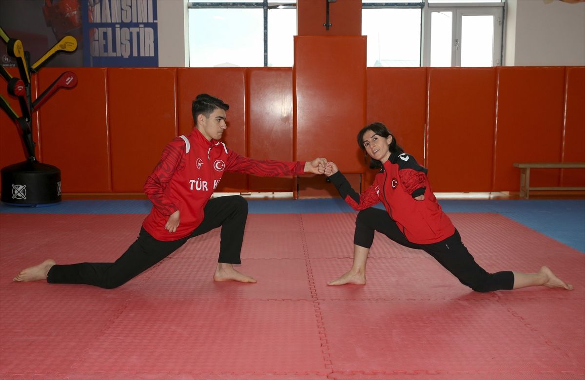 Engelleri Aşan Şampiyonlar