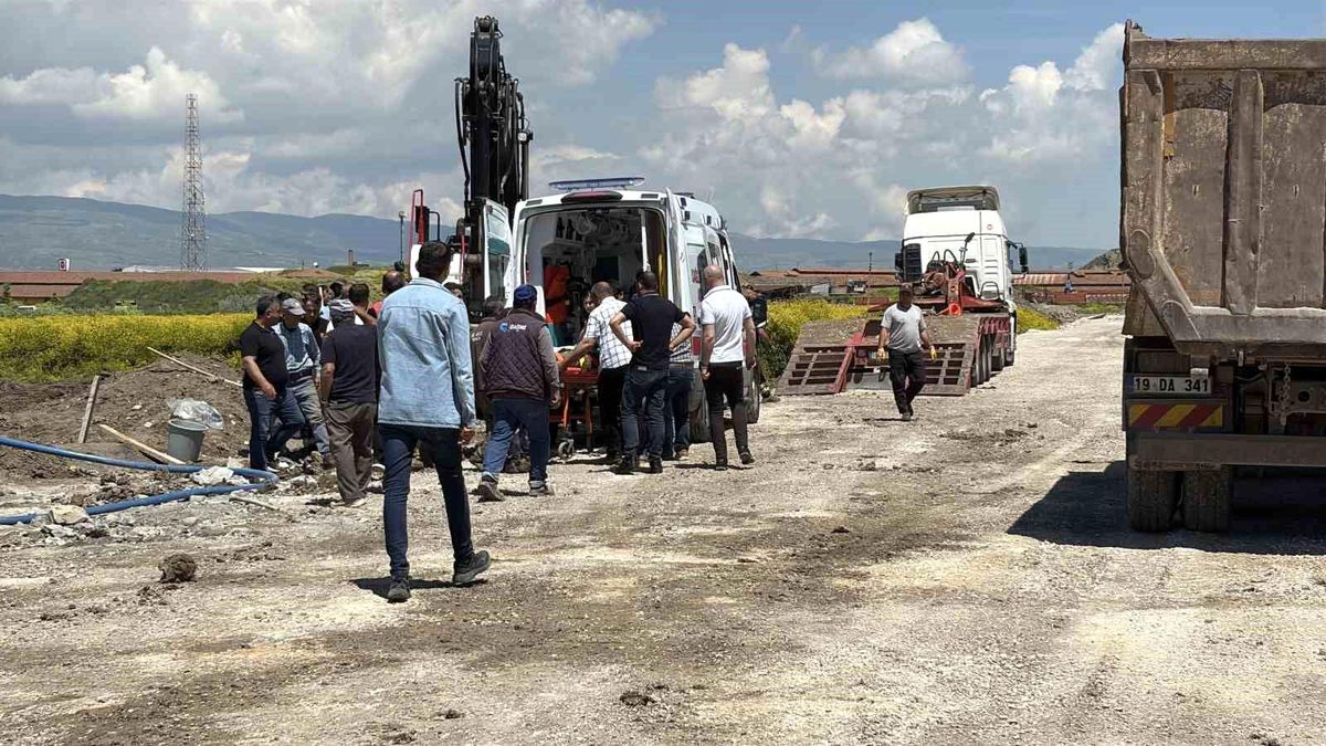 Çorum\'da Toprak Kayması: Genç İşçi Kurtarıldı