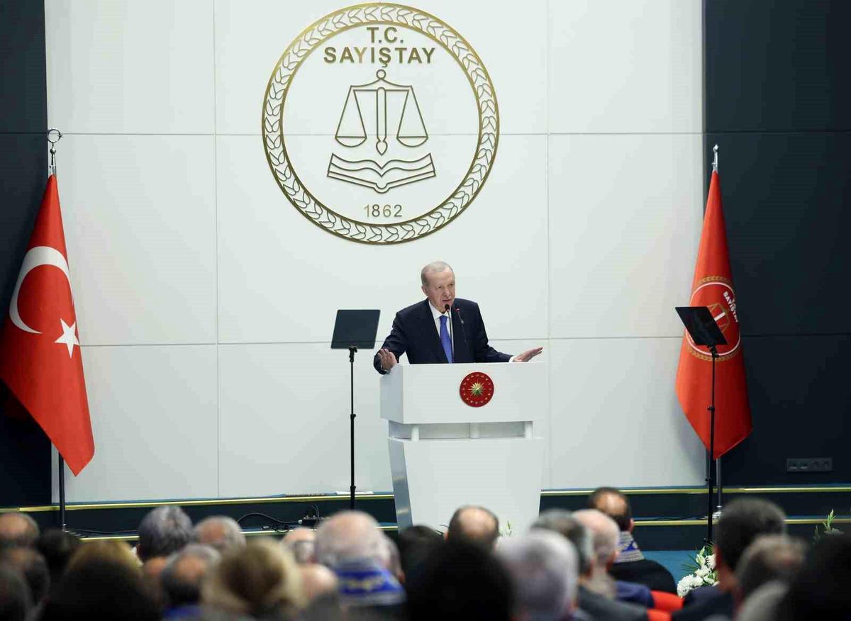 Erdoğan: Yerel yönetim skandalları mazur görülemez