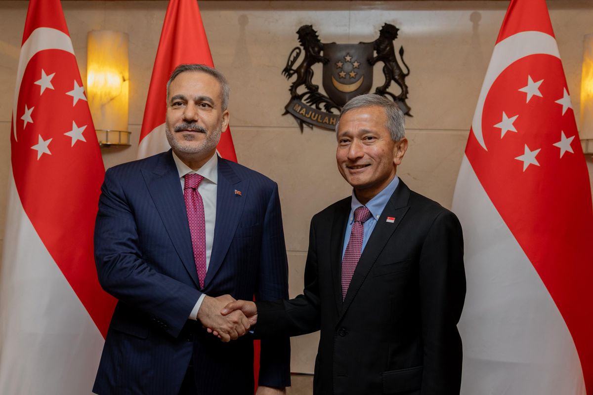 Hakan Fidan Singapur\'da Temaslarda Bulundu