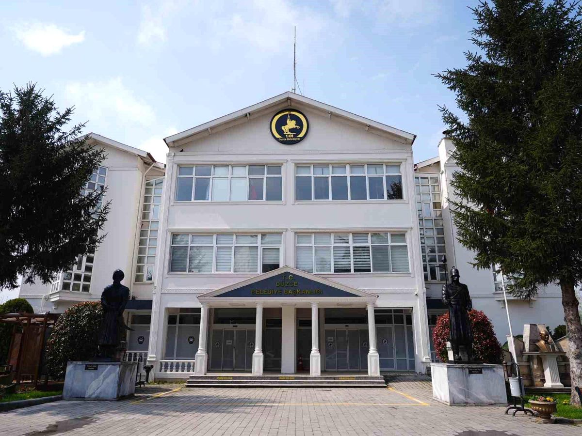 Düzce Belediyesi para talebinde bulunmaz