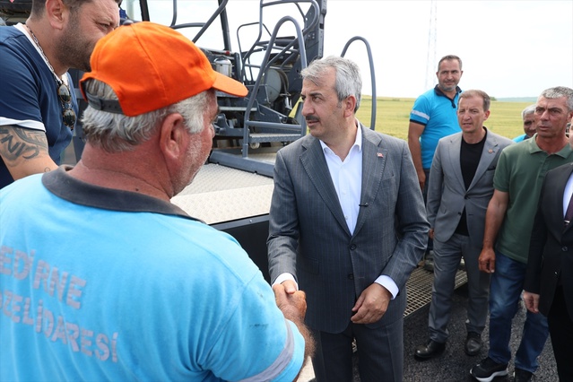 Edirne’de Asfaltlama Çalışmaları İncelendi