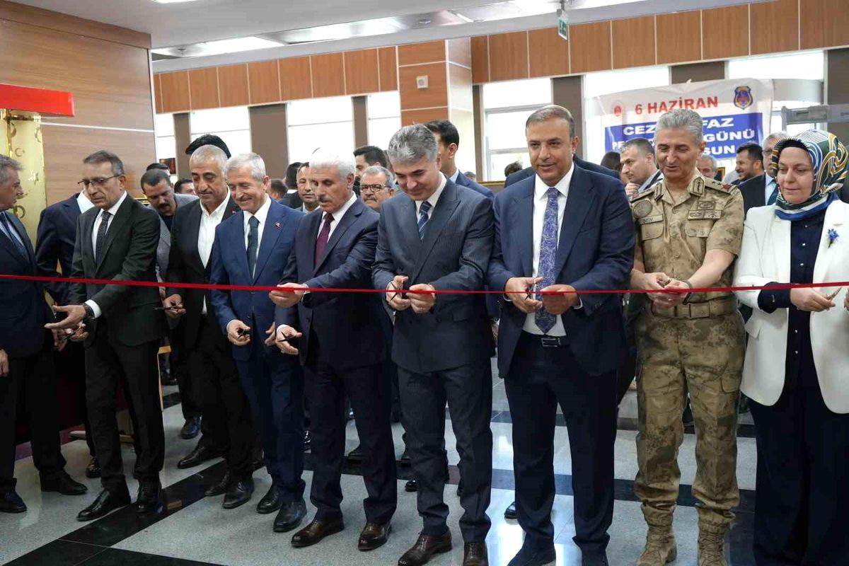 Gaziantep Adliyesi\'nde resim ve el sanatları sergisi açıldı
