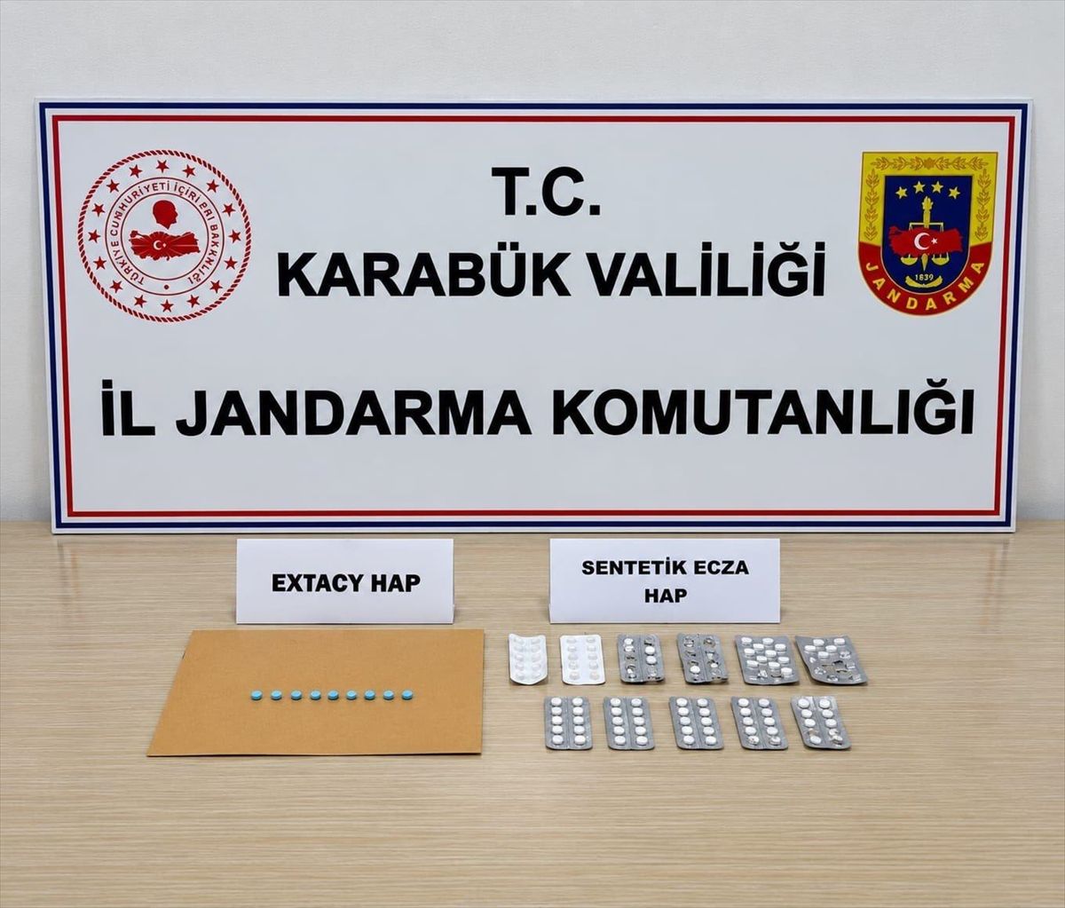 Karabük\'te Uyuşturucu Operasyonu: 7 Gözaltı
