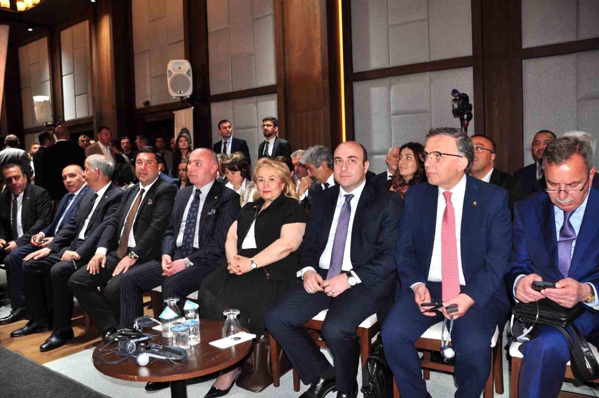 Kars\'ta Türkiye-Ermenistan Ekonomi Buluşması