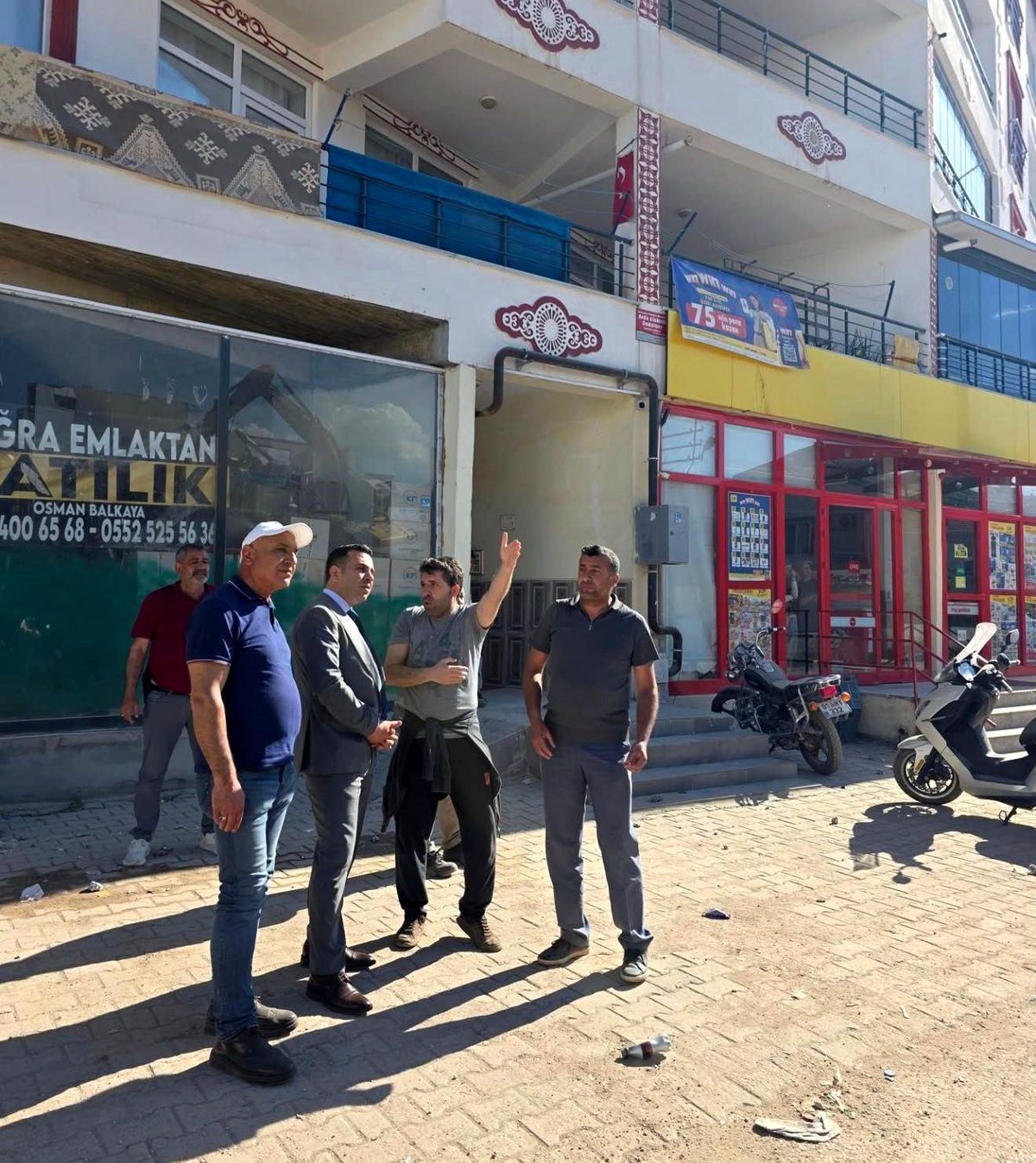 Gölbaşı Kaymakamı Yıkım Çalışmalarını İnceledi