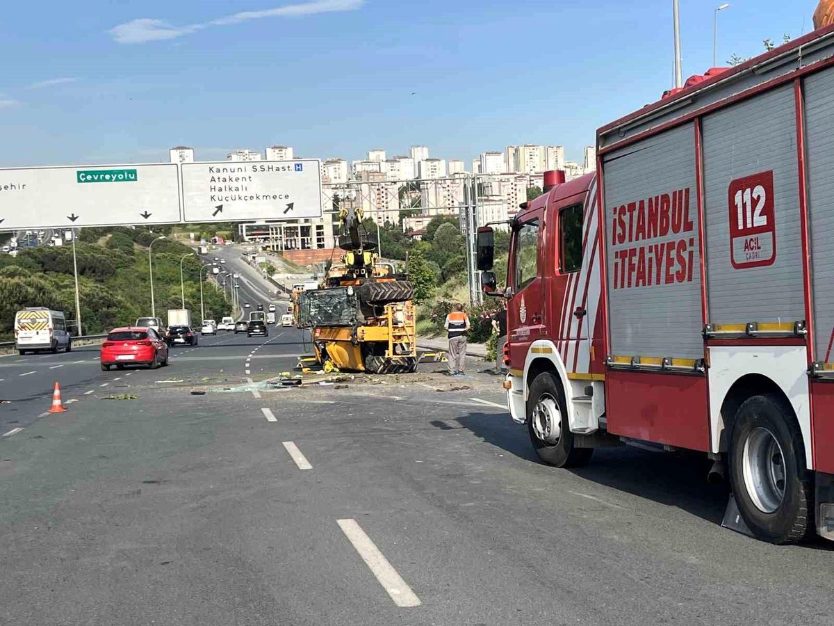 Küçükçekmece\'de Feci Kaza: Sürücü Hayatını Kaybetti