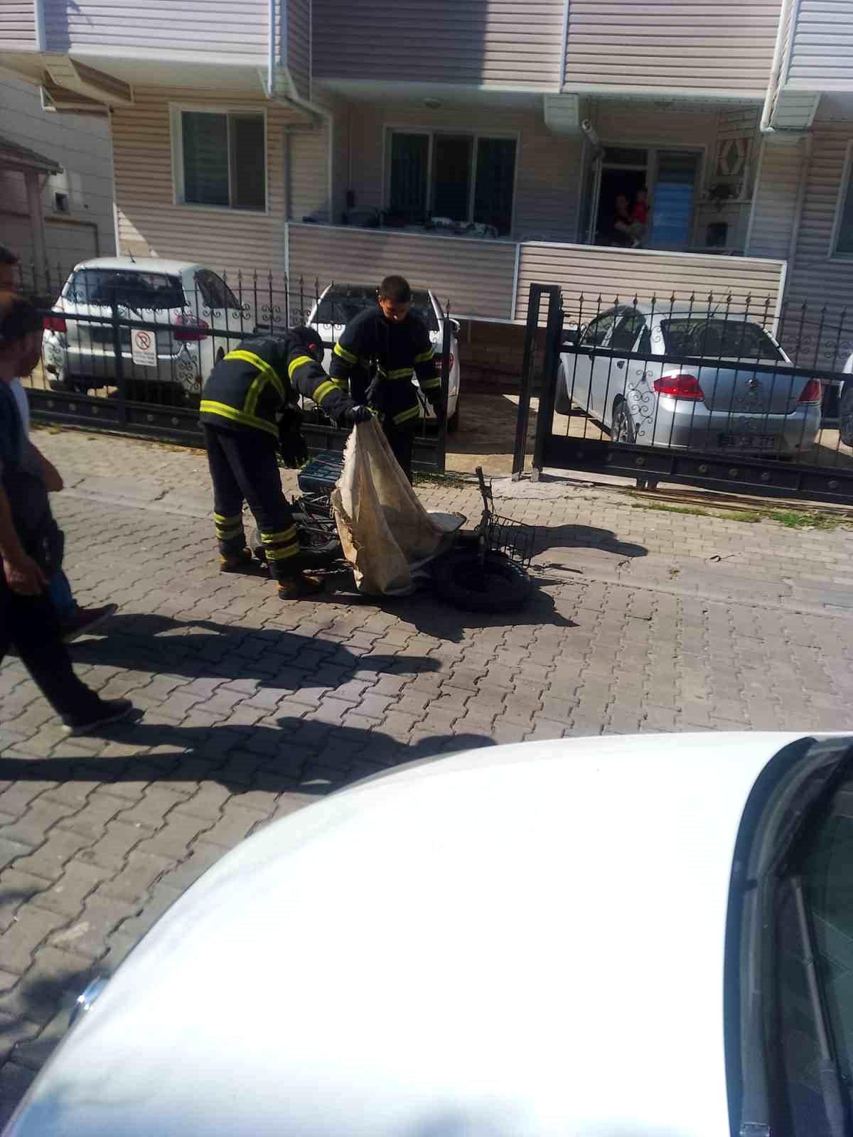 Elektrikli bisikletin pili patladı, sürücü yaralandı