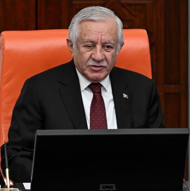 Meclis'te tansiyon yükseldi: AK Parti ile CHP arasında 'hırsızlık' tartışması