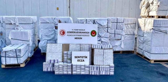 Mersin Limanında 5 Milyar Liralık Kaçak İlaç Ele Geçirildi
