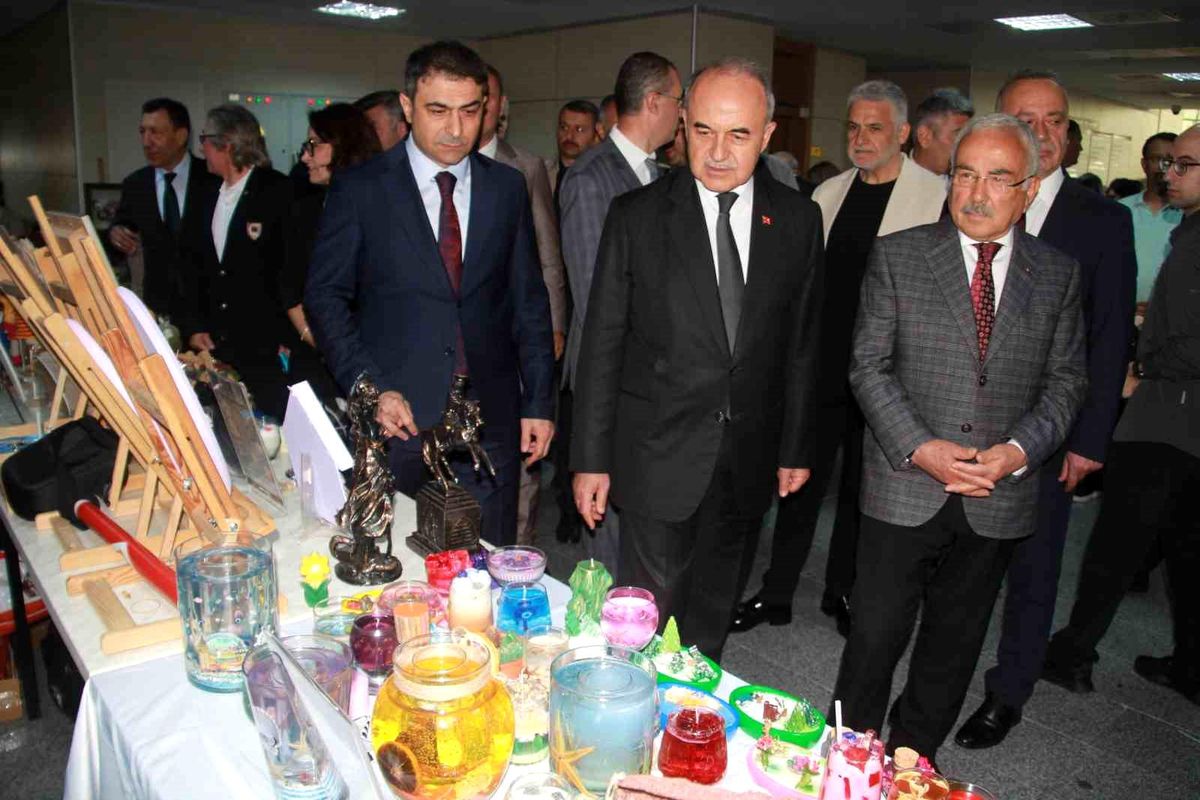 Ordu\'da hükümlülerin el emeği ürünleri sergilendi