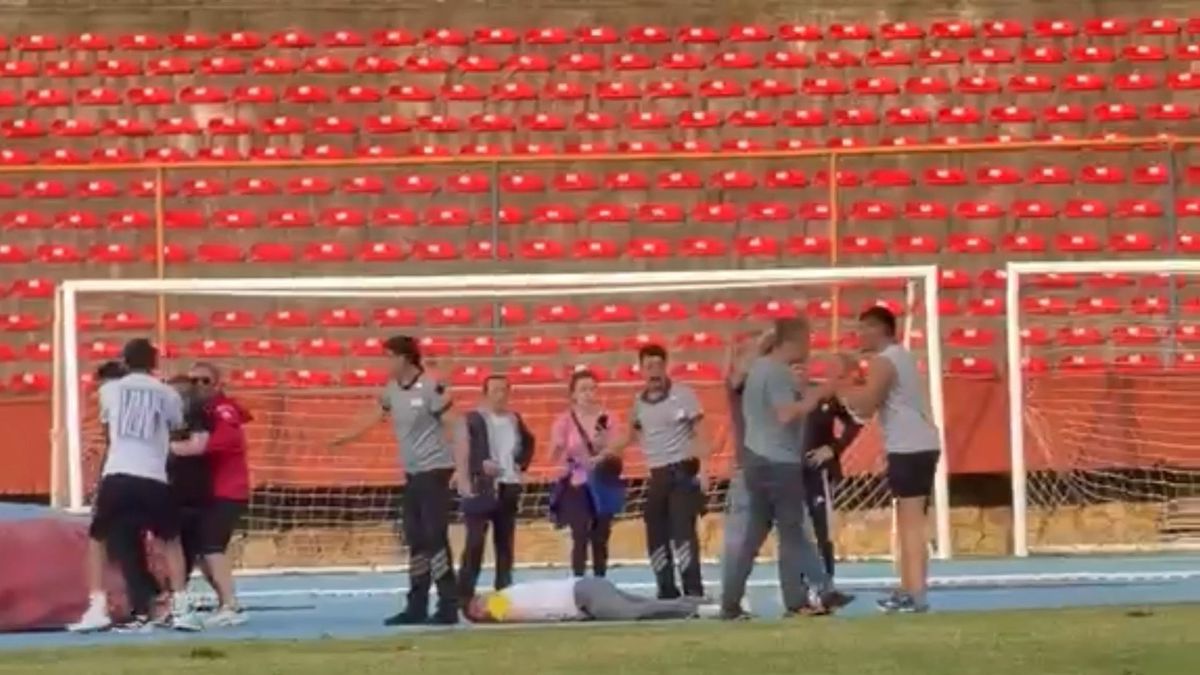 Şiddet paylaşımının ardından eski enişteye stadyumda meydan dayağı