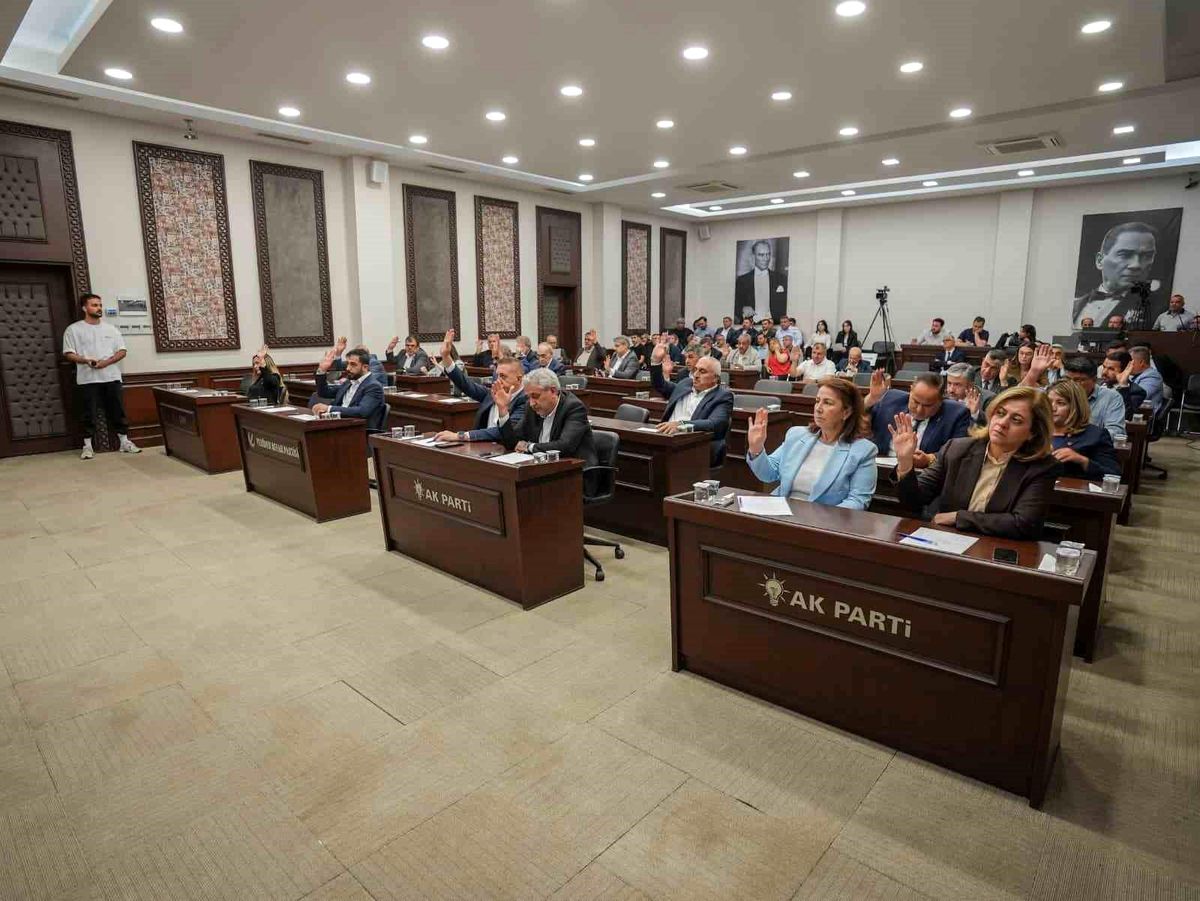 Şehitkamil Haziran Meclisi: 8 Madde Komisyonda