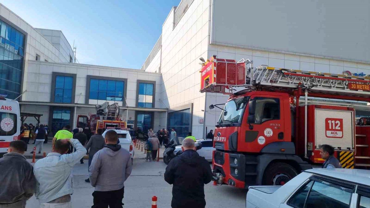 Sinop Hastanesinde Yangın Çıktı