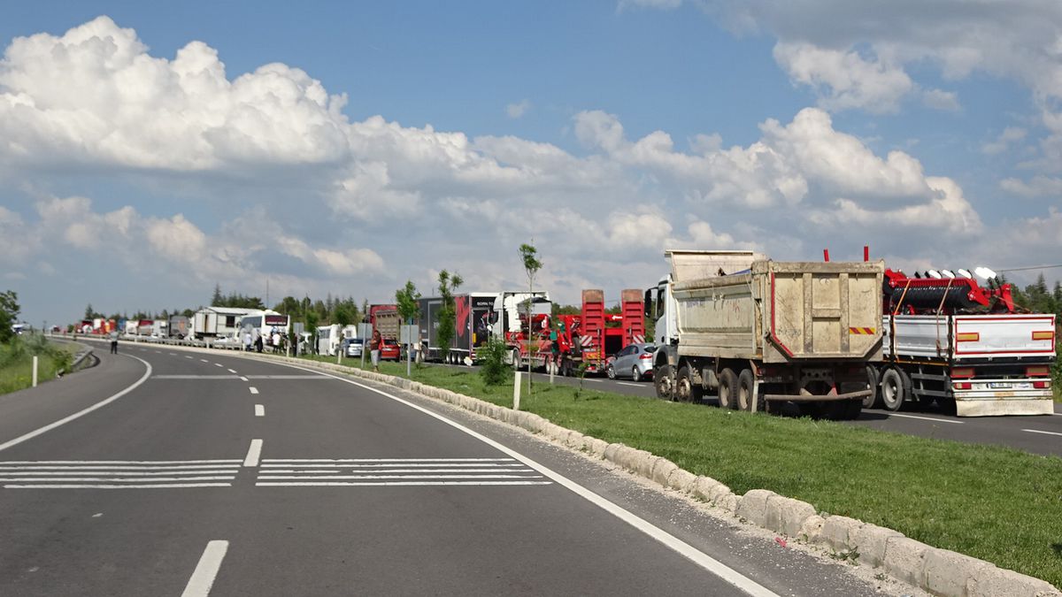 Aksaray\'da TIR Yangını