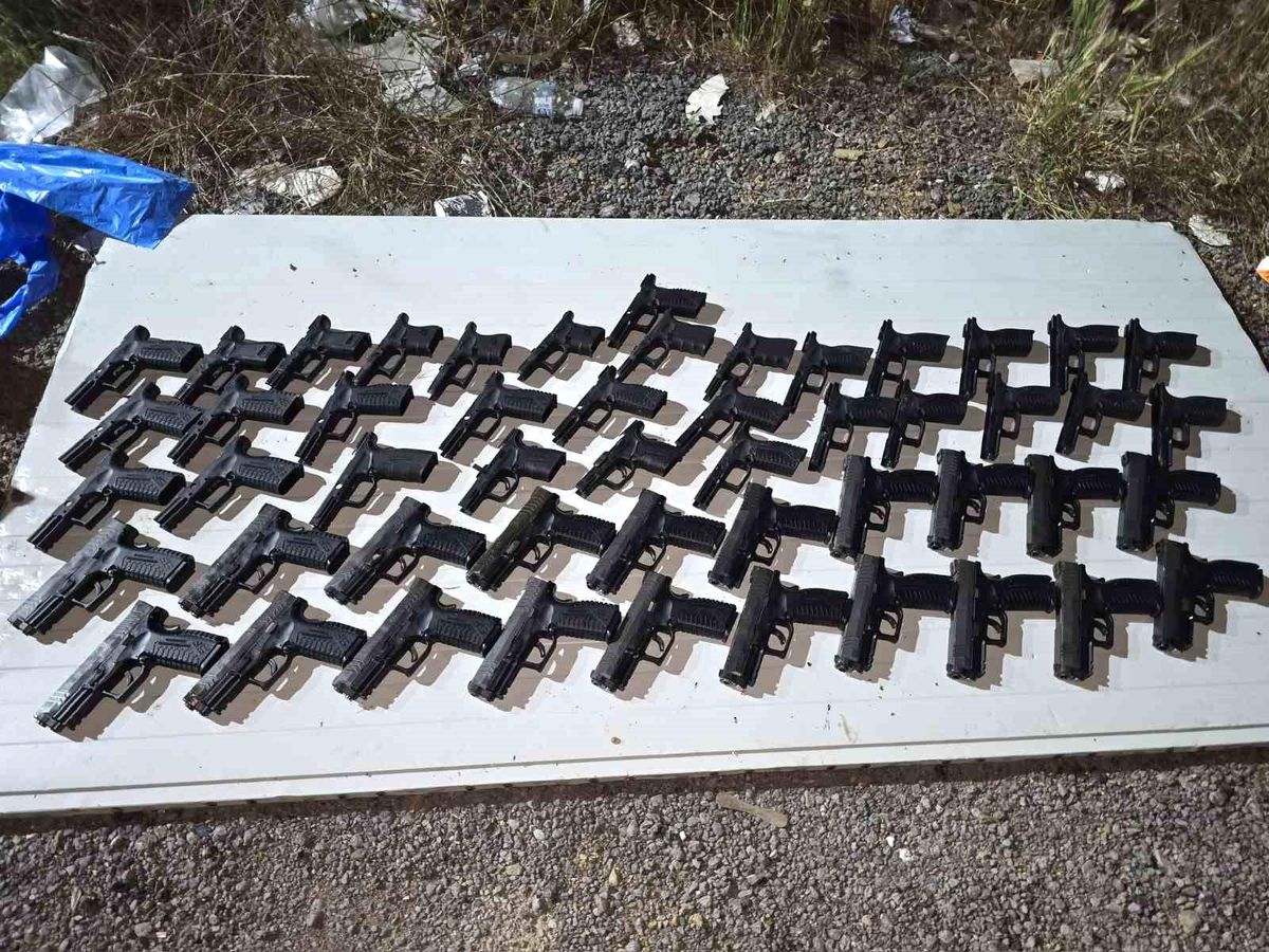İstanbul\'da Yasa Dışı Silah Ticareti Operasyonu