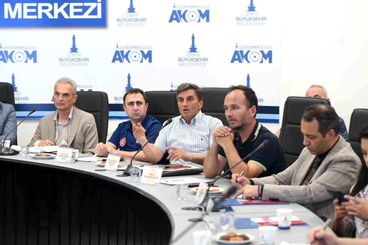 Yangın sezonu öncesi İzmir\'de kritik zirve