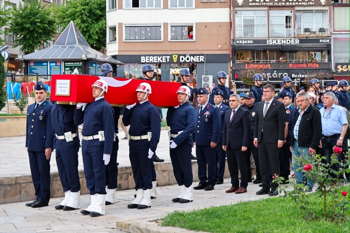 Kıbrıs Gazisi Bayram İlhan Son Yolculuğuna Uğurlandı