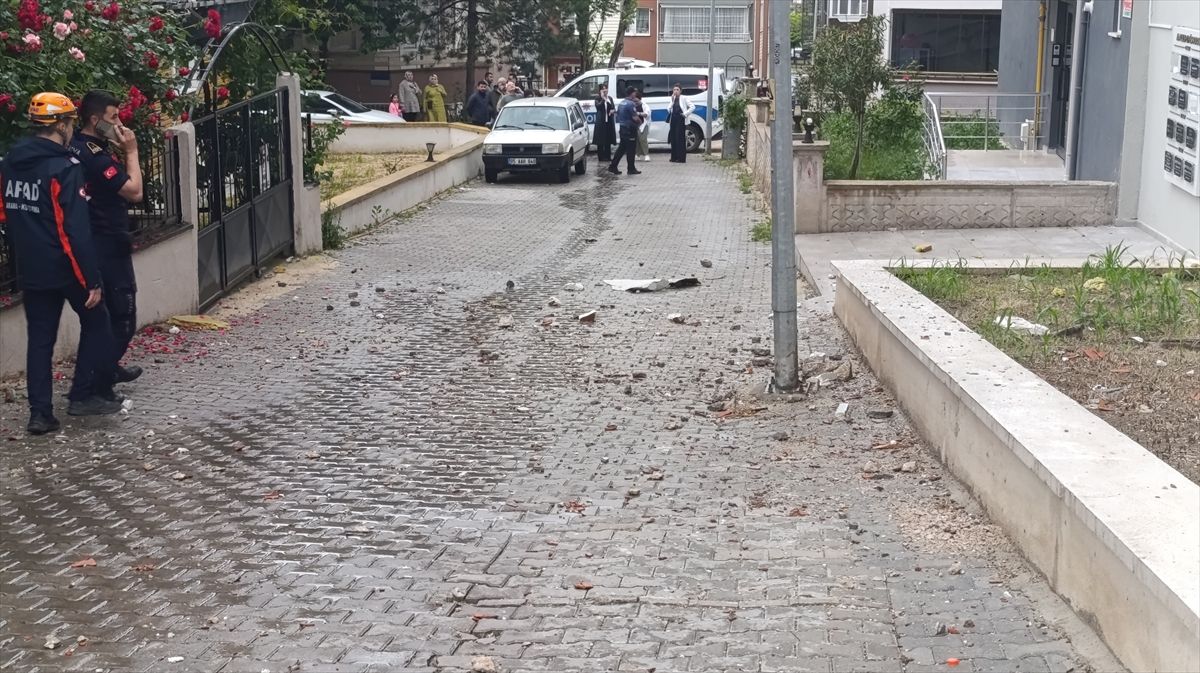 Amasya\'da Yıldırım Düşmesi Can ve Mal Güvenliğini Tehdit Etti