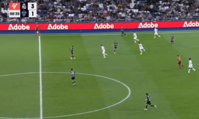 Arda Güler'in 68 metreden attığı gol, <a class='keyword-sd' href='/la-liga/' title='La Liga'>La Liga</a>'da sezonun golü seçildi