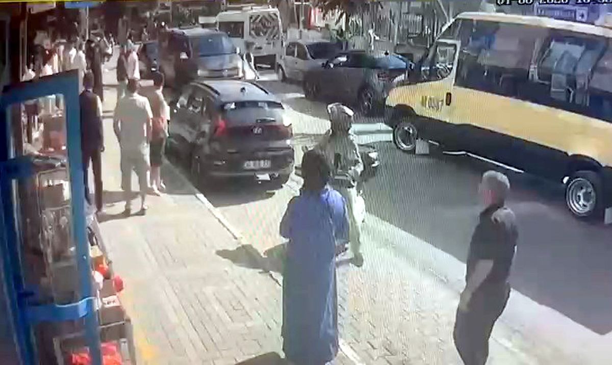 Avcılar\'da Çocuk Kavgası Kanlı Bitti