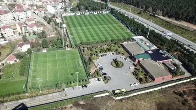 Aziz Yıldırım Tedesco'yu fena bombaladı