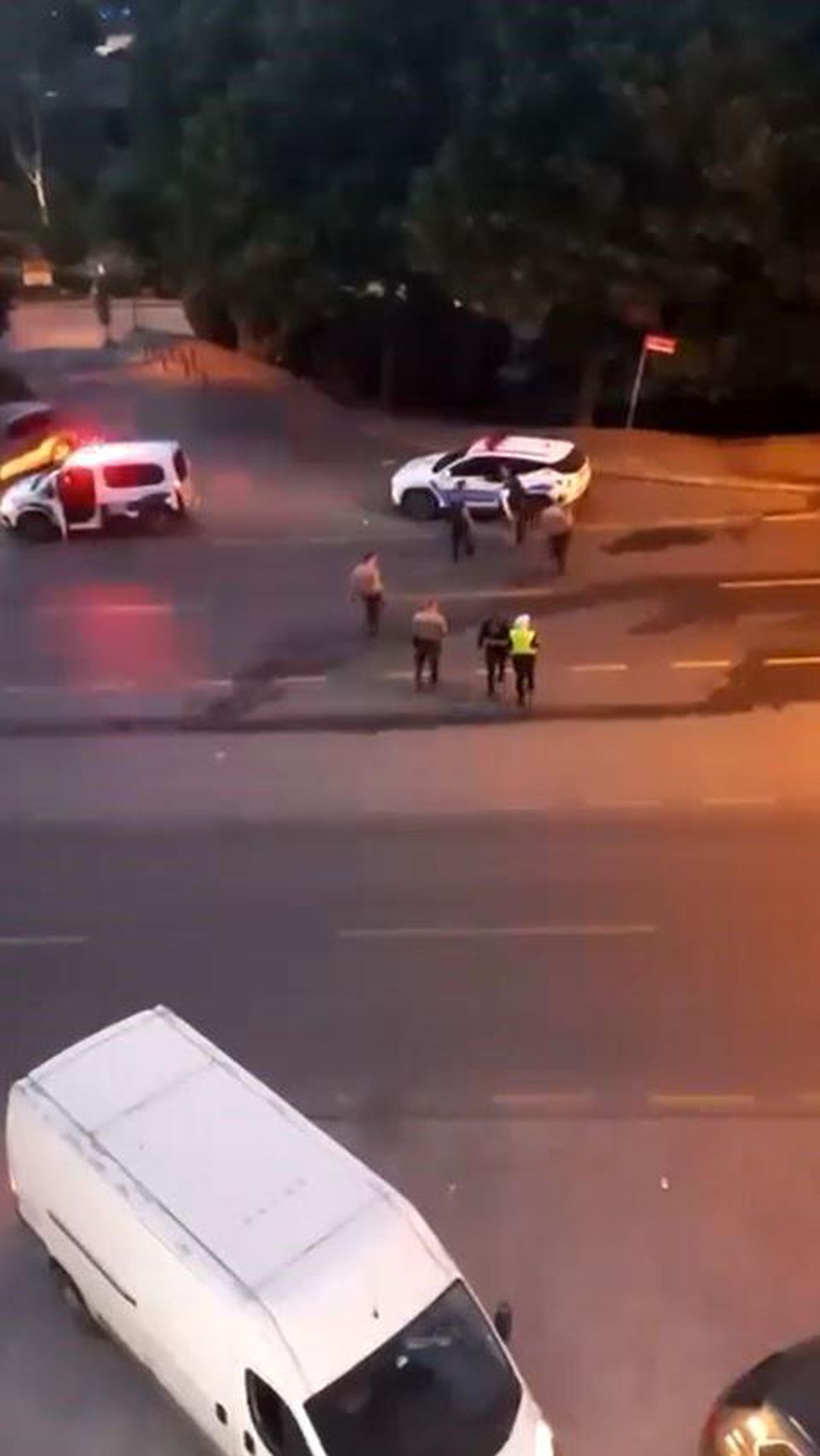 Başakşehir\'de Motosikletle Kurşunlama Girişimi