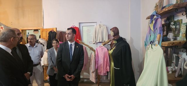 Bayat Halk Eğitimi Merkezi Sergisi Açıldı