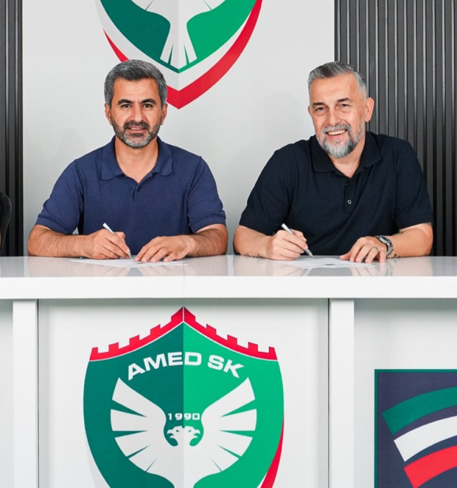 Beşiktaş'tan ayrılan Serkan Reçber, Amedspor'a imza attı