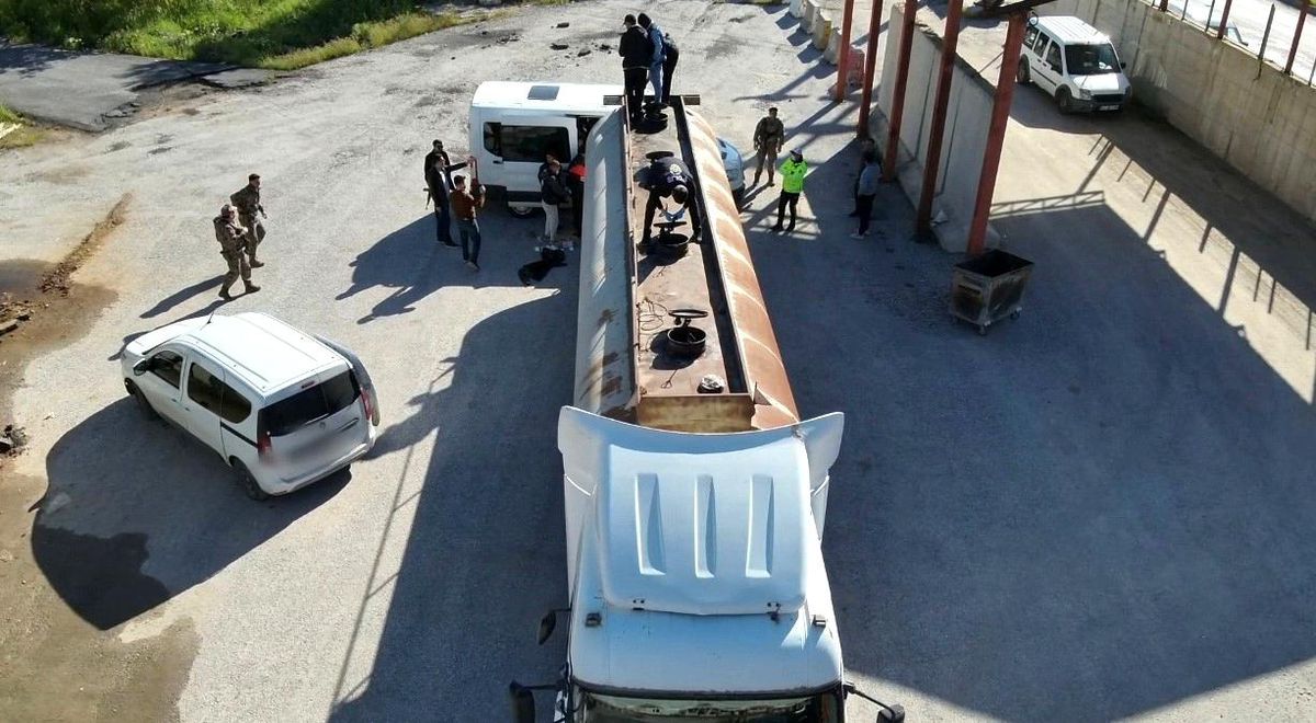 Bitlis\'te 30 Düzensiz Göçmen Yakalandı